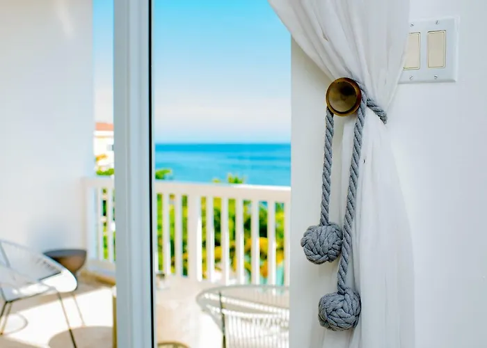 Penthouse At Whispering Seas Apartment Ocho Rios